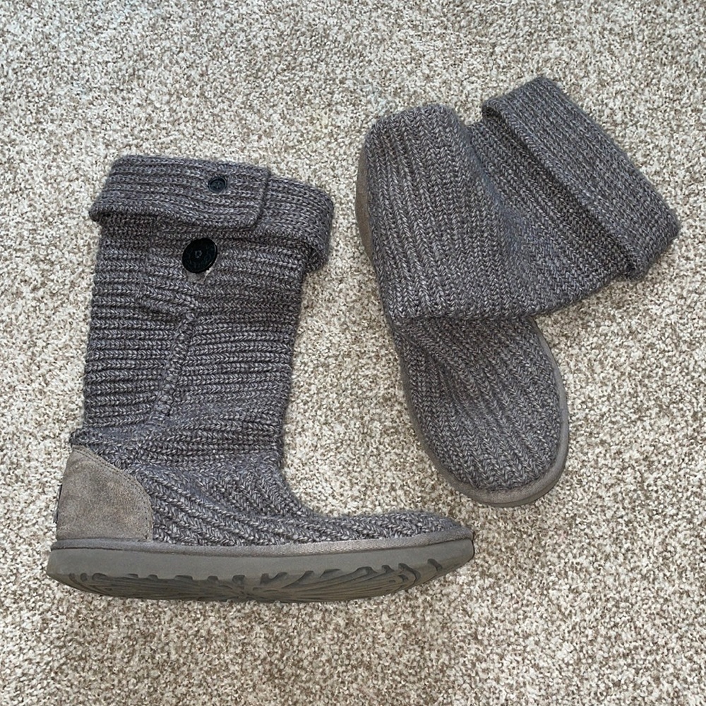 Knit uggs